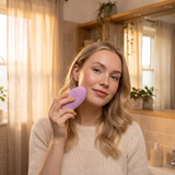 Model using the Silicone Ice Face Roller